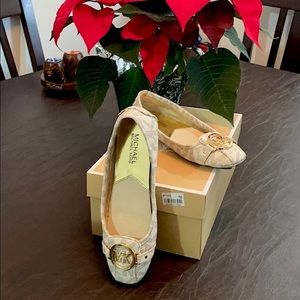 Micheal Kors Lillie Logo Moccasin 6M